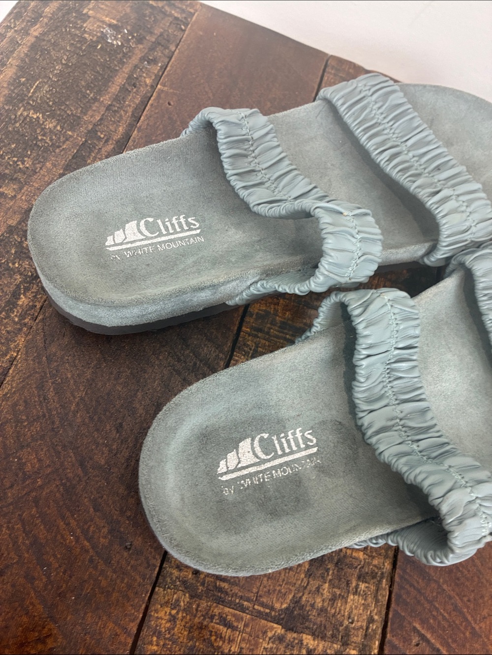 Cliffs by WHITE MOUNTAIN Dusty Blue Ruched Double-Strap Slide Sandals Women’s 9 - Picture 5 of 7